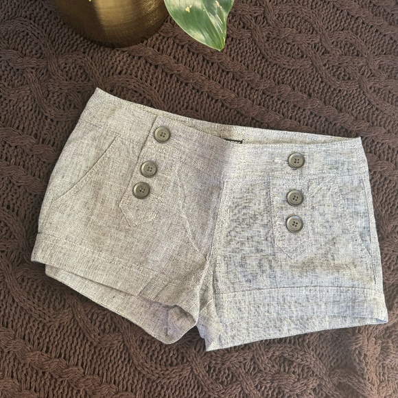 Express GRAY/WHITE/BLACK Shorts Women's SIZE 0 - Picture 1 of 5